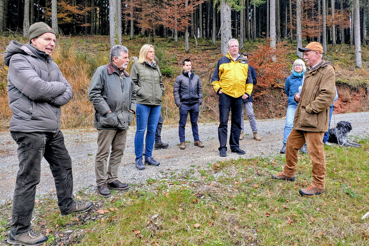 Auf Einladung des Landtagsabgeordneten Dr. Albrecht Schtte (CDU) fand in Eberbach ein fachlicher Austausch zum Thema Rotwild im Odenwald mit Sarah Schweizer MdL und Dr. Andreas Wiese statt. 