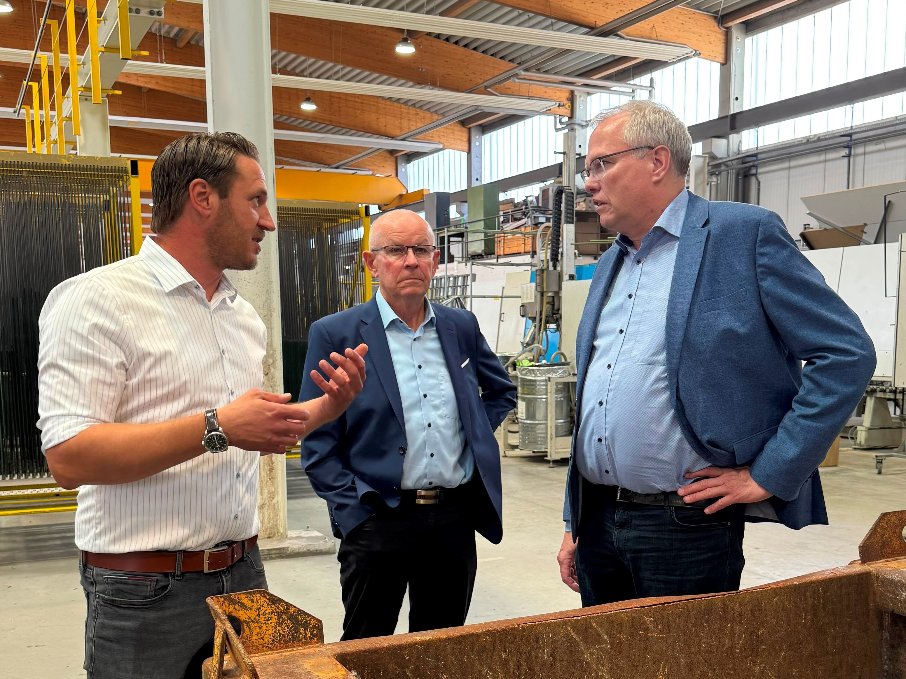 v.l.n.r. Christian Bender (Gesch�ftsf�hrer), Erich Rosenkranz (Beiratsvorsitzender), Dr. Albrecht Sch�tte (Foto: Team Sch�tte)
