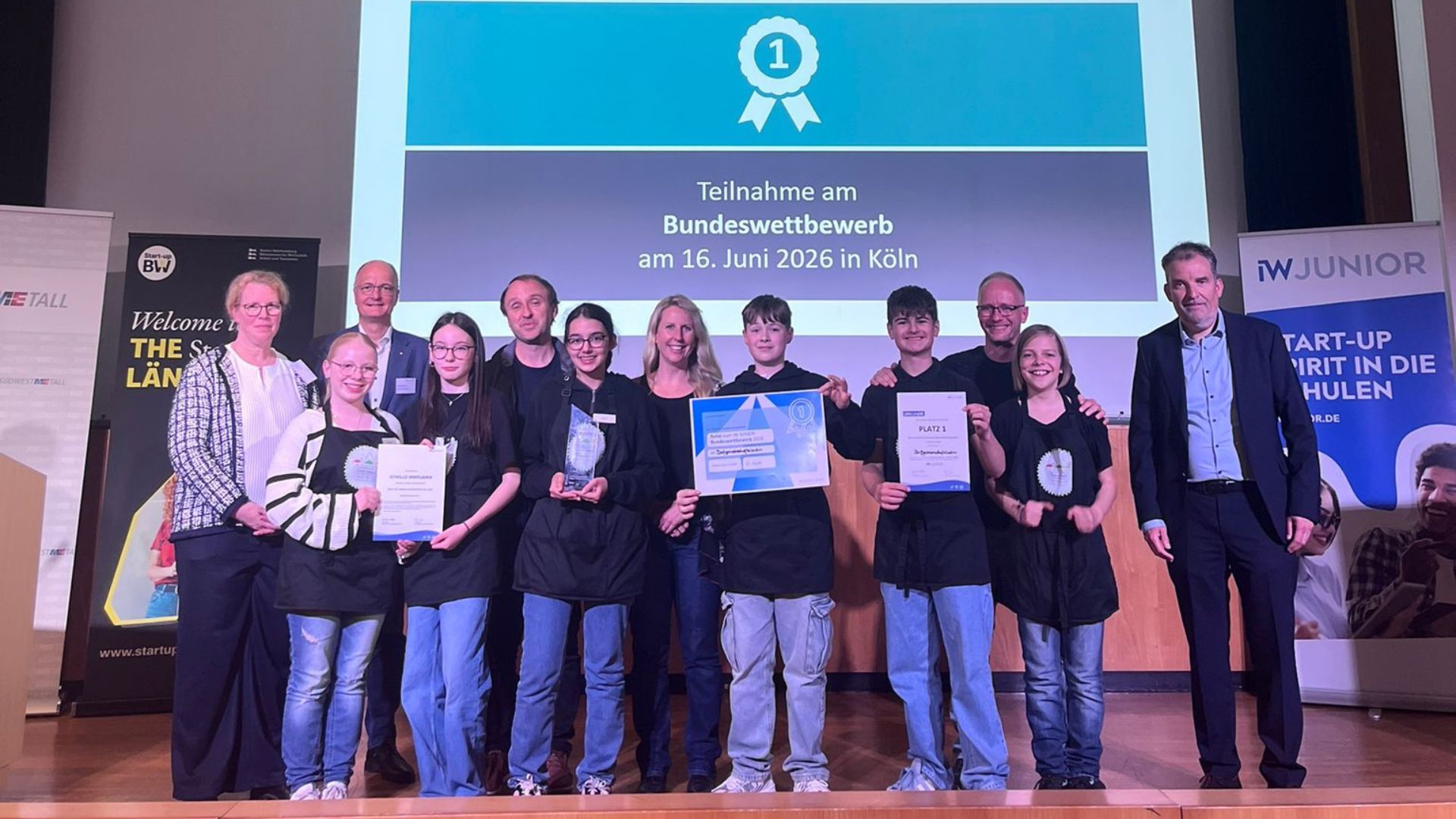 Sch�lerfirma �Dorfgemeinschaftsladen� auf dem Landeswettbewerb  Foto: IW Junior
